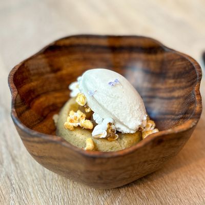 Oyster Oyster by null