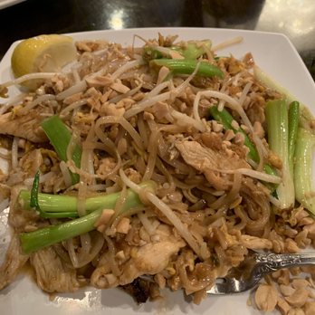 Thai Palace MD - Pad Thai with Chicken - Thai Near Me - Waldorf, Maryland Thai Palace MD - Pad Thai with Chicken - Thai Near Me - Waldorf, Maryland