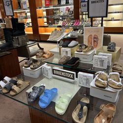 Dillard's