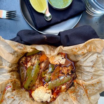 Comedor - Tacos al Vapor, Heirloom Corn Tortilla, Frijol Negro, Cochinita Pibil - Mexican Near Me - Austin, Texas