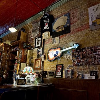 College Street Pub - Such a unique wall - Pubs Near Me - Waxahachie, Texas College Street Pub - Such a unique wall - Pubs Near Me - Waxahachie, Texas