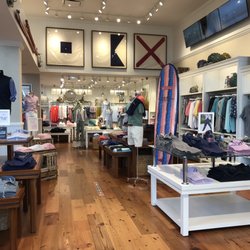 Vineyard Vines