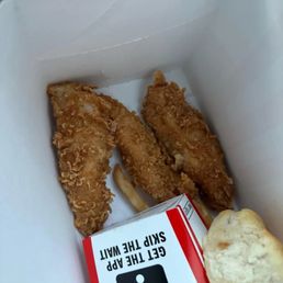 Dried chicken 3 pc. Tenders Fill Up!
