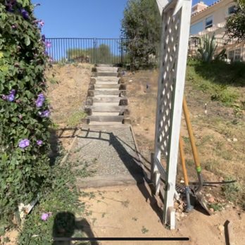 Majestic Hardscapes - The not-so-grand staircase (before) - Landscaping Near Me Majestic Hardscapes - The not-so-grand staircase (before) - Landscaping Near Me
