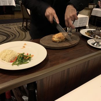 Hy's Steak House - Steakhouses Near Me - Honolulu, Hawaii