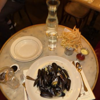 Pastis - Moules Frites - French Near Me - New York, New York Pastis - Moules Frites - French Near Me - New York, New York