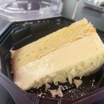 V Pizza - Limoncello - Pizza Near Me - Orlando, Florida