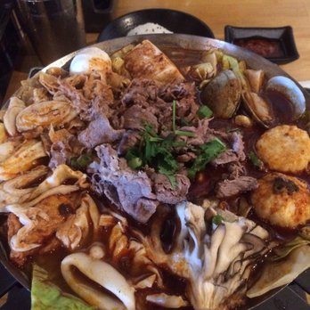 Boiling Point - Taiwanese Spicy--more like Taiwanese SWEET AND SPICY aka ew! - Hot Pot Near Me - Fremont, California