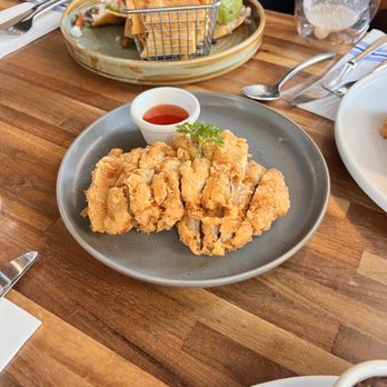 Lapisara Eatery - Fried Chicken side was so yum - Breakfast & Brunch Near Me - San Francisco, California Lapisara Eatery - Fried Chicken side was so yum - Breakfast & Brunch Near Me - San Francisco, California