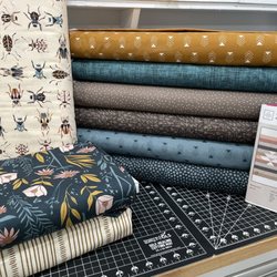Pearblossom Quilt Cottage
