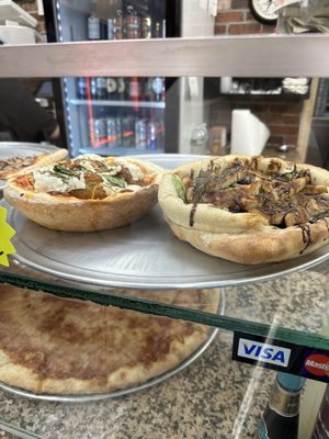 Tony's Pizzeria by null