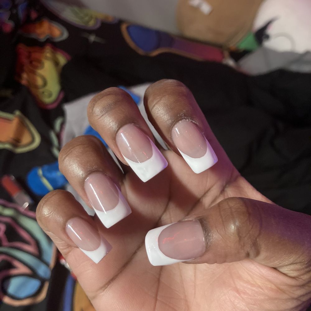 Karina's Nail - This hand was more duck shaped looking than the the right hand honestly - Nail Salons Near Me - Memphis, Tennessee Karina's Nail - This hand was more duck shaped looking than the the right hand honestly - Nail Salons Near Me - Memphis, Tennessee