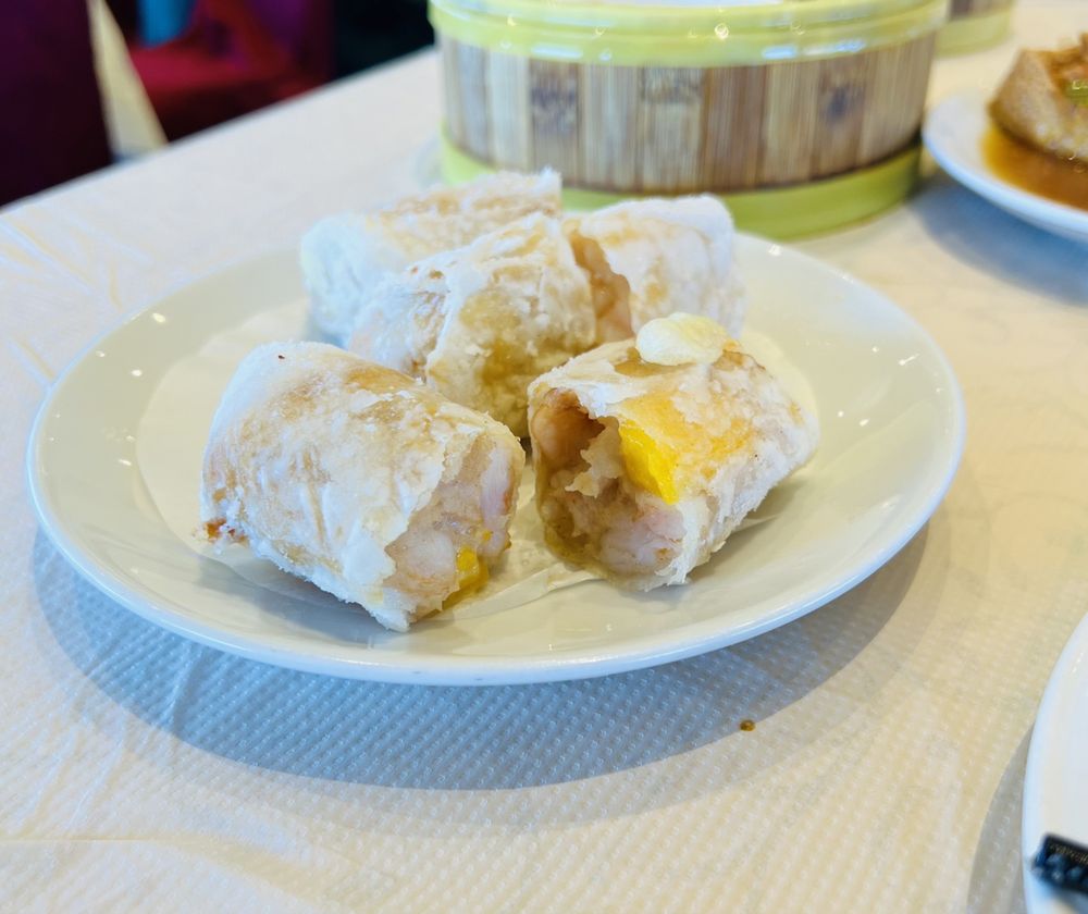 Tin's Teapot Bistro