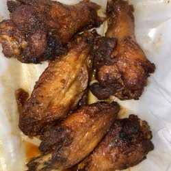 My Daddy's Barbecue - The first time I got wings, they were great.