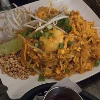 Chanpen Thai Cuisine - Pad Thai - Thai Near Me - Phoenix, Arizona