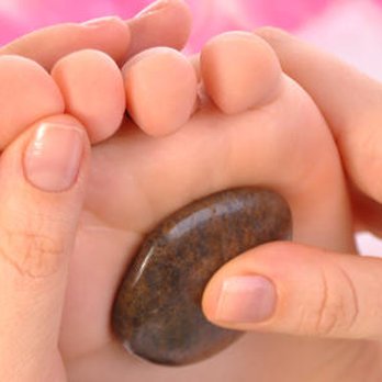 Dao Massage - Hot Stone Foot Massage - Massage Therapy Near Me - Lafayette, Louisiana