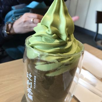 TSUJIRI Japanese Tea House - Houjicha float - Coffee & Tea Near Me - Edmonton, Alberta