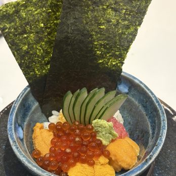 Hihimanu Sushi - Sushi Bars Near Me - Honolulu, Hawaii Hihimanu Sushi - Sushi Bars Near Me - Honolulu, Hawaii