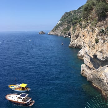 Villa Maria Pia - View from the steps leading down to the water - Hotels Near Me - Praiano, SA