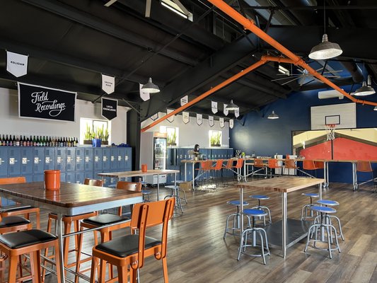Field Recordings Winery by null