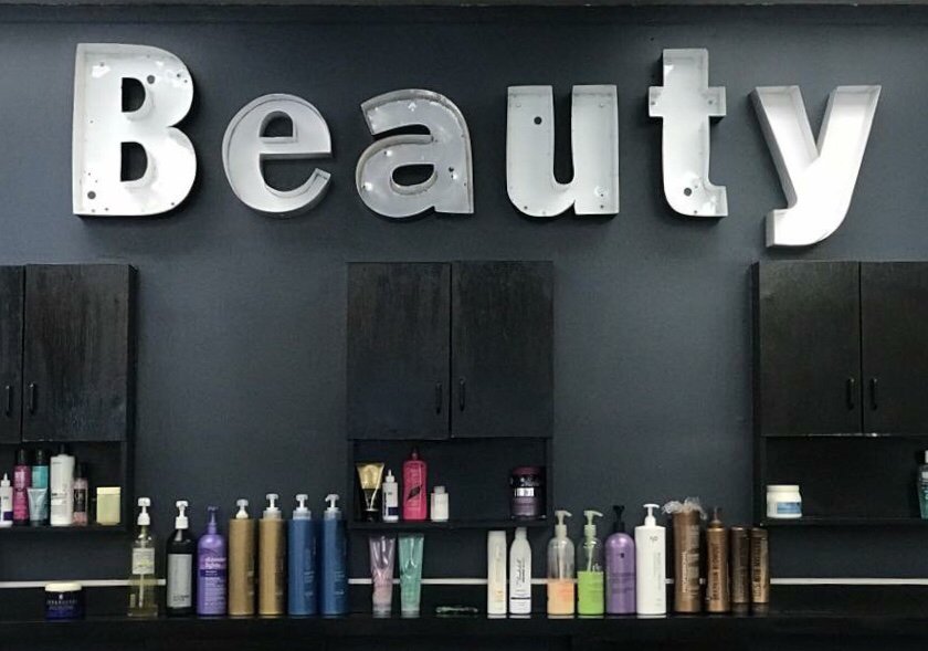 Hair Illusions Logo