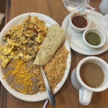 Loaded Cafe Restaurants Lawndale - Chorizo and Eggs - Burgers Near Me - Lawndale, California