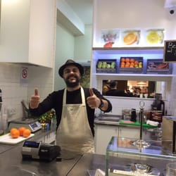Il Giardino di Greta - Simone the owner and his shop