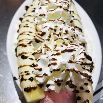 Dessert Republic - Banana split (~$9) - Chinese Near Me - San Mateo, California Dessert Republic - Banana split (~$9) - Chinese Near Me - San Mateo, California