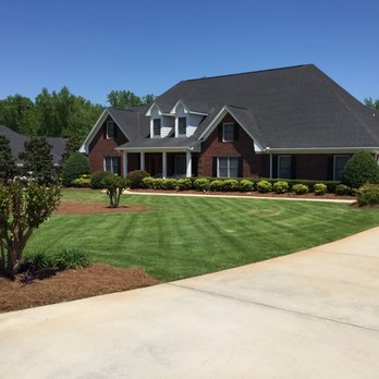 Magic Landscaping - the front of the house - Landscaping Near Me Magic Landscaping - the front of the house - Landscaping Near Me