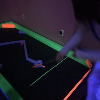 Glowgolf - Mini Golf Near Me - Garden City, New York