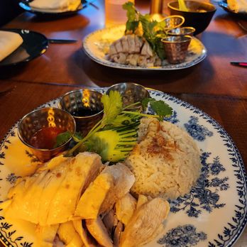 Straits - Honolulu - Asian Fusion Near Me - Honolulu, Hawaii