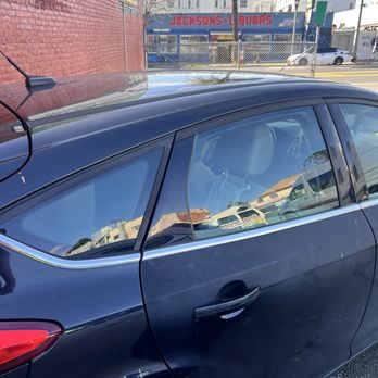 Auto Glass On The Move - After, 1 of 2 - Auto Glass Services Near Me - Oakland, California Auto Glass On The Move - After, 1 of 2 - Auto Glass Services Near Me - Oakland, California