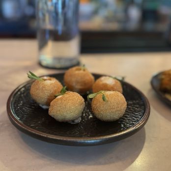 Mesa - Truffle puri - Indian Near Me - Jacksonville, Florida