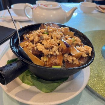 Lucky Dragon 龍圖飯店 - Clay pot eggplant with pork - Cantonese Near Me - Houston, Texas