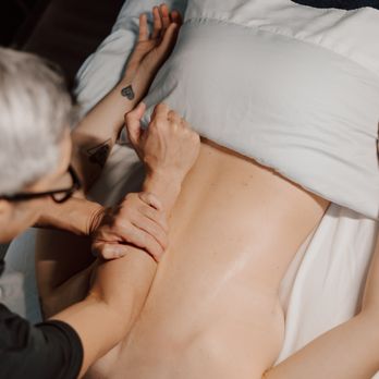 CityTouch Licensed Massage Therapy - Deep tissue back massage. - Massage Near Me - New York, New York CityTouch Licensed Massage Therapy - Deep tissue back massage. - Massage Near Me - New York, New York