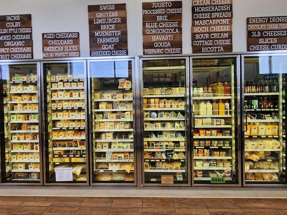 Cedar Valley Cheese Store Logo