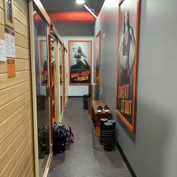HOTWORX - Charlotte - Hallway to workout rooms - Yoga Near Me - Charlotte, North Carolina HOTWORX - Charlotte - Hallway to workout rooms - Yoga Near Me - Charlotte, North Carolina