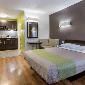 Studio 6 - Studio Coral Springs queen bed - Hotels Near Me - Coral Springs, Florida Studio 6 - Studio Coral Springs queen bed - Hotels Near Me - Coral Springs, Florida