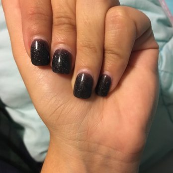 Grace Nail & Spa - 3 weeks later & not a crack or chip. Sns gel is still perfect - Nail Salons Near Me - Bayside, New York