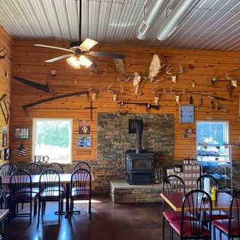 Randy's Roadkill Bbq & Grill - Inside - Barbeque Near Me - Rolla, Missouri