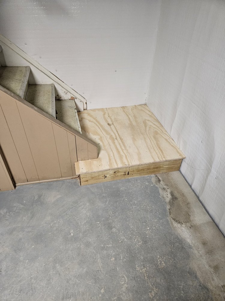 Slide of The Home Tradesman, DBA