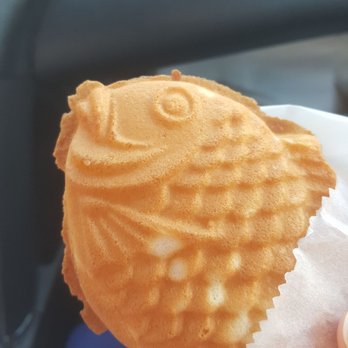 Deli Manjoo - Taiyaki - Desserts Near Me - Diamond Bar, California