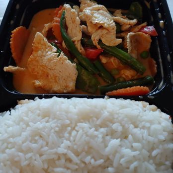 Nud Pob Thai Cuisine - Panang Curry, rice meal - Thai Near Me - Boston, Massachusetts Nud Pob Thai Cuisine - Panang Curry, rice meal - Thai Near Me - Boston, Massachusetts