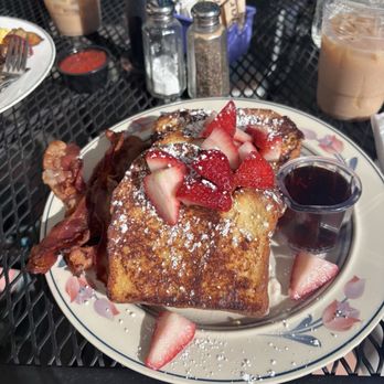Three Little Birds - Stuffed French toast - Breakfast & Brunch Near Me - Charleston, South Carolina Three Little Birds - Stuffed French toast - Breakfast & Brunch Near Me - Charleston, South Carolina