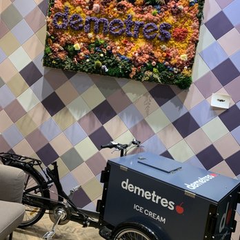 Demetres Shops At Don Mills - Desserts Near Me - Toronto, Ontario