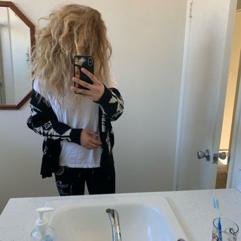 Q Cuts - woke up having this hair and there was no way to brush it myself grrr - Hair Salons Near Me - Castro Valley, California Q Cuts - woke up having this hair and there was no way to brush it myself grrr - Hair Salons Near Me - Castro Valley, California