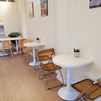 Little Sweet - More sitting area - Bubble Tea Near Me - Honolulu, Hawaii Little Sweet - More sitting area - Bubble Tea Near Me - Honolulu, Hawaii