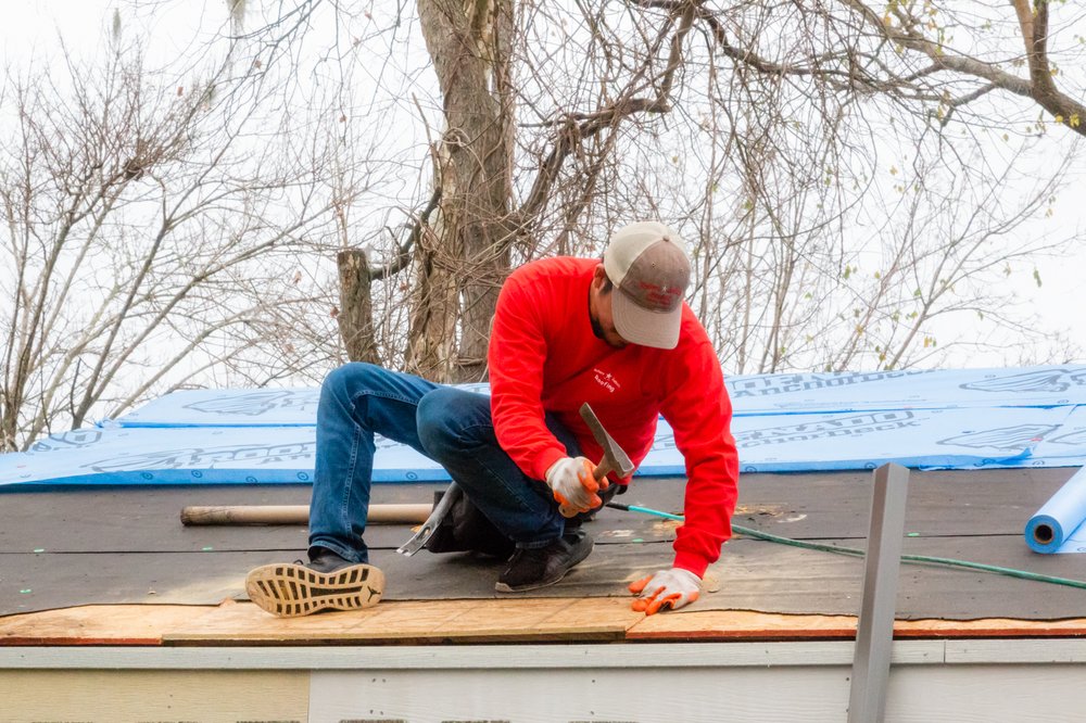Slide of Robert Juelich Roofing