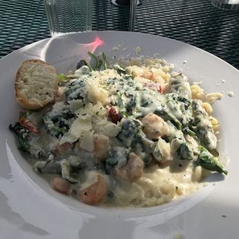 Weathervane Restaurant - American Near Me - Charlevoix, Michigan