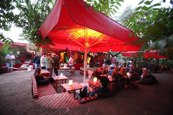 Photo of Train - Berlin, BE, DE. Sommergarten